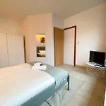 Arlon -