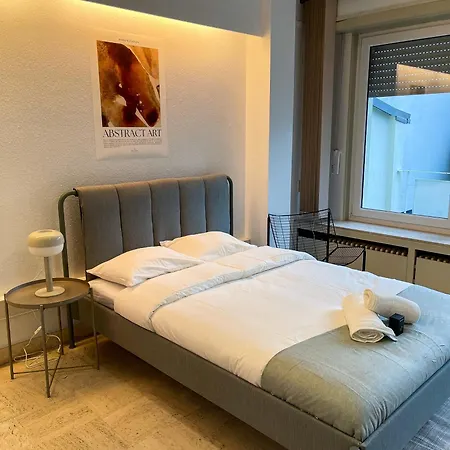 Arlon -