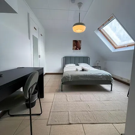 Arlon -
