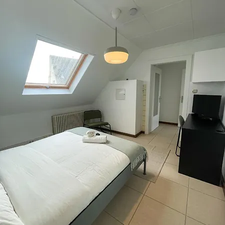 Arlon -